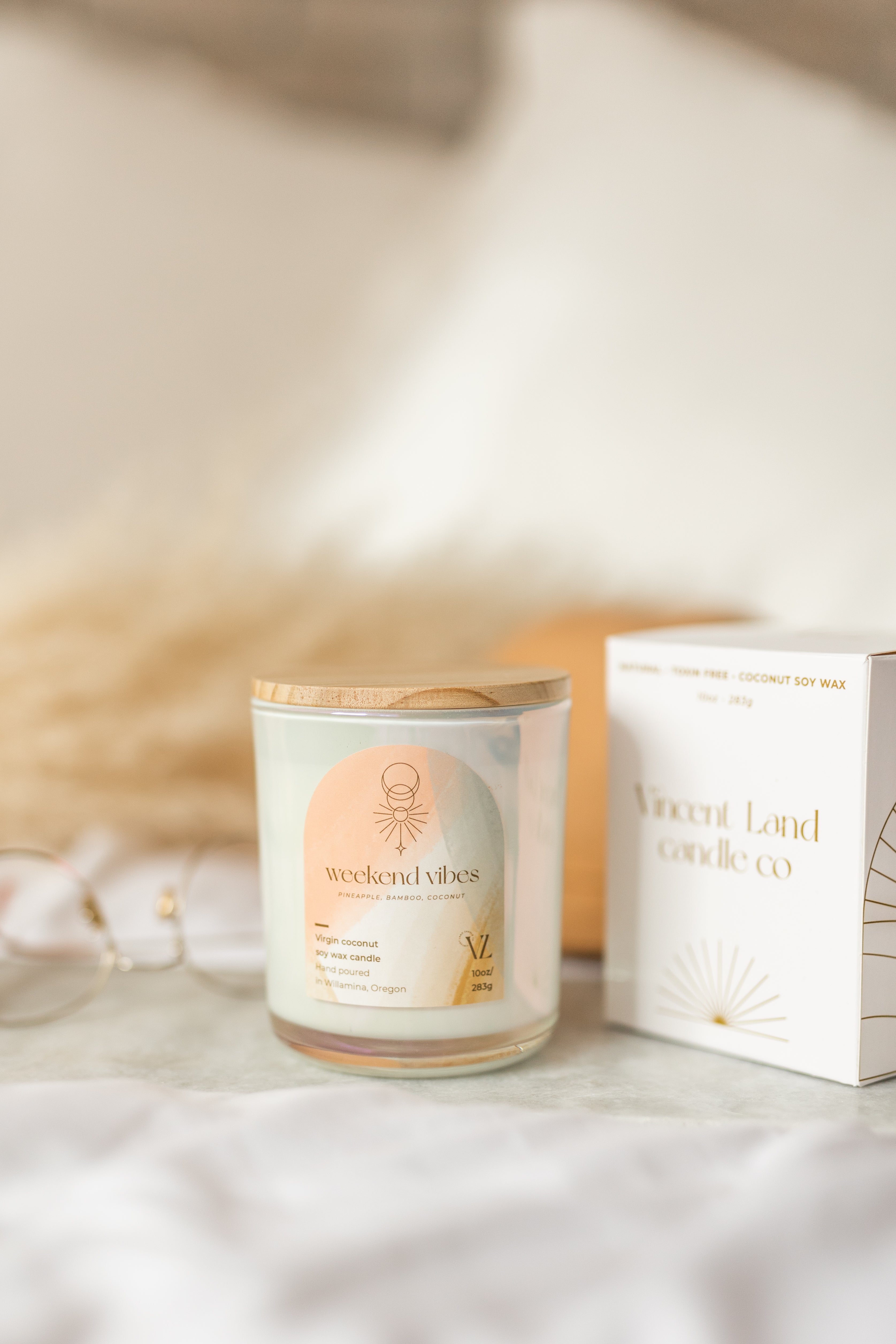 Weekend vibes coconut soy  wax candle | Pineapple, bamboo, coconut - Vincent Land Candle Co.